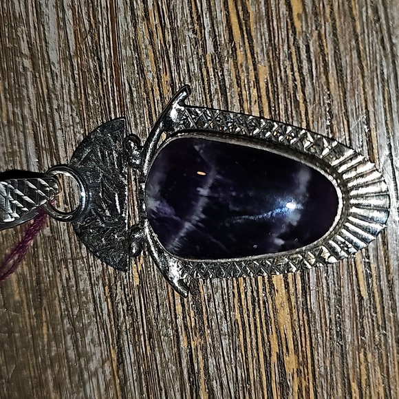New Sterling silver Chevron Amethyst pendant - Picture 7 of 8